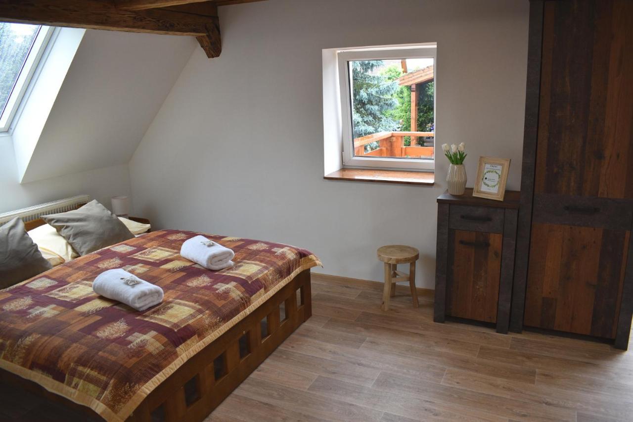 Apartman Ruzak Ruzova Exterior foto