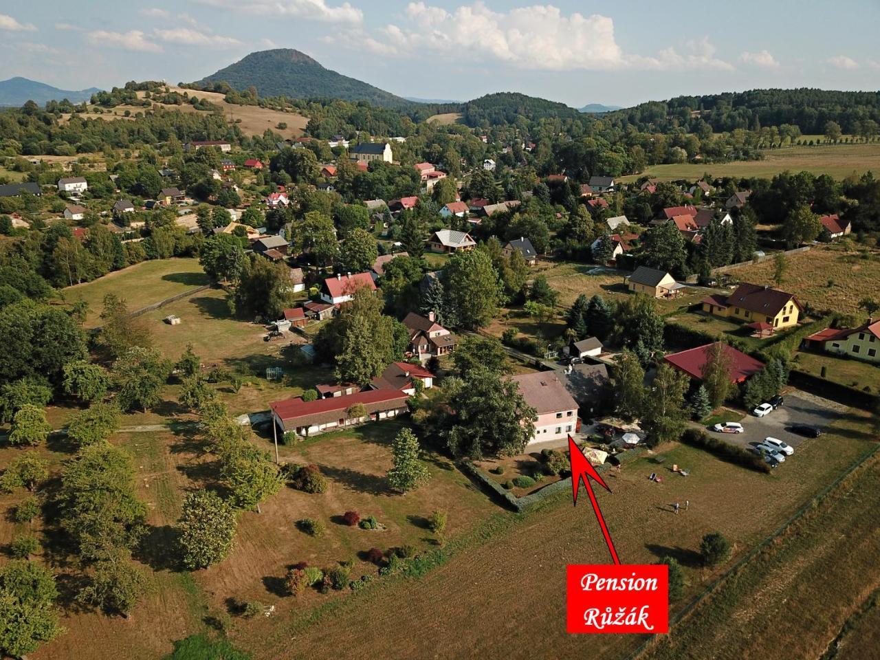 Apartman Ruzak Ruzova Exterior foto
